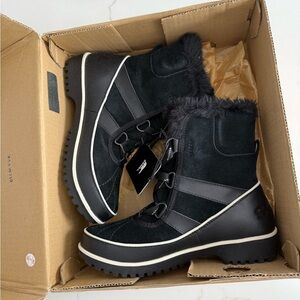Sorel Black Winter Boots with Fur Trim